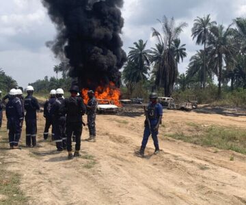 Τουλάχιστον 12 νεκροί από έκρηξη σε αγωγό πετρελαίου της Shell στη Νιγηρία